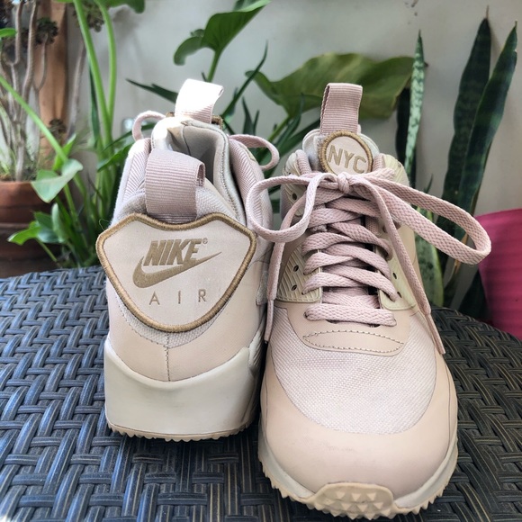 Nike Air Max 1 Patch in Sand - Picture 6 of 7